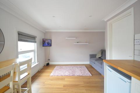 1 bedroom flat to rent, St. Donatts Road London SE14