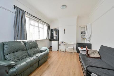 5 bedroom flat for sale, 13a Ruislip Road, Greenford, London, UB6 9EQ