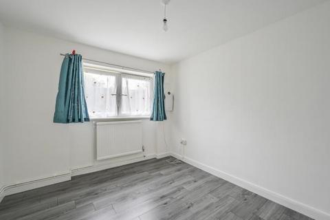 2 bedroom flat for sale, 14 Woodman Street, London, E16 2NF