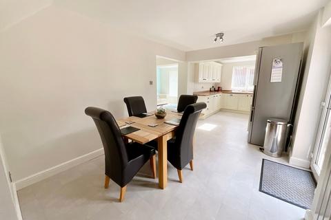 46 Constance Avenue, Stoke-on-trent, ST4 8XJ