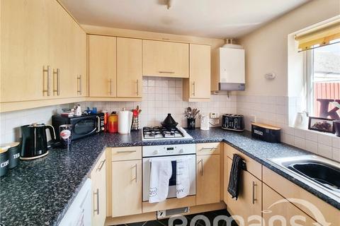 3 bedroom end of terrace house for sale, Caradon Walk, Swindon, Wiltshire