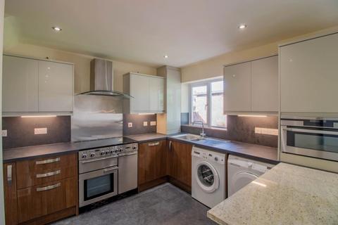 3 bedroom semi-detached house to rent, 17 Coniston Road, Long Eaton, Nottingham, NG10 4DN
