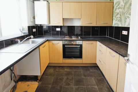 2 bedroom terraced house to rent, Windsor Court, Sandiacre, NG10
