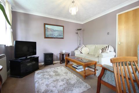 1 bedroom flat for sale, Maxwell Place, Deal, CT14