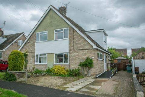 2 bedroom semi-detached house for sale, Whitfield Avenue, Pickering, YO18 7HY