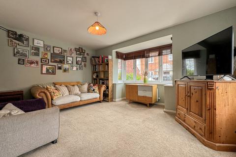 10 Dunnock Close, Holmer, Hereford, HR4 9WG