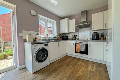 10 Dunnock Close, Holmer, Hereford, HR4 9WG