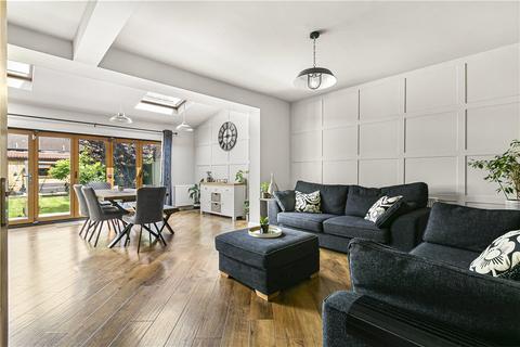 110 Wellington Road North, Hounslow, TW4 7AA