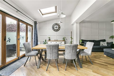 110 Wellington Road North, Hounslow, TW4 7AA