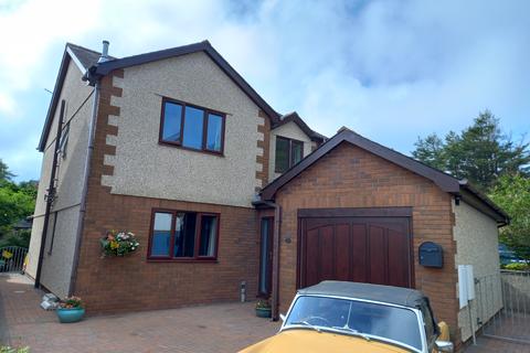 4 bedroom detached house for sale, Coed Y Maes, Penrhosgarnedd LL57