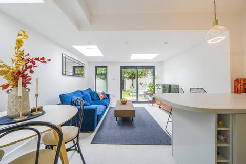 3 Connaught Road, London, W13 0TE