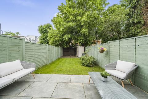 3 Connaught Road, London, W13 0TE
