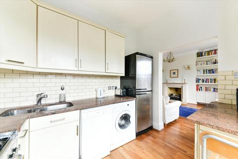 2 bedroom flat to rent, Parkhill Road, London, NW3