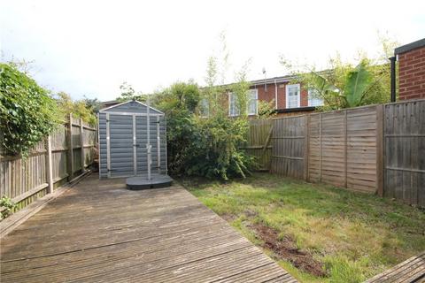 63 Dirdene Gardens, Epsom, KT17 4AZ
