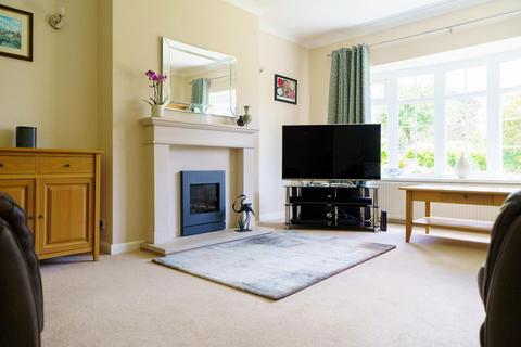 2 Ullswater Rise, Wetherby, LS22 6YP