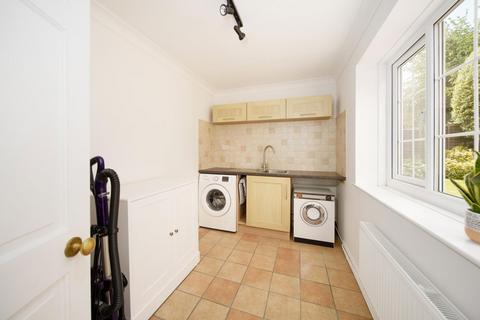 2 Ullswater Rise, Wetherby, LS22 6YP