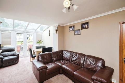 4 bedroom semi-detached house for sale, Oxhill Road, Birmingham B21