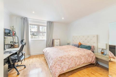 2 bedroom flat to rent, Aria House 5-15 Newton Street, London WC2B