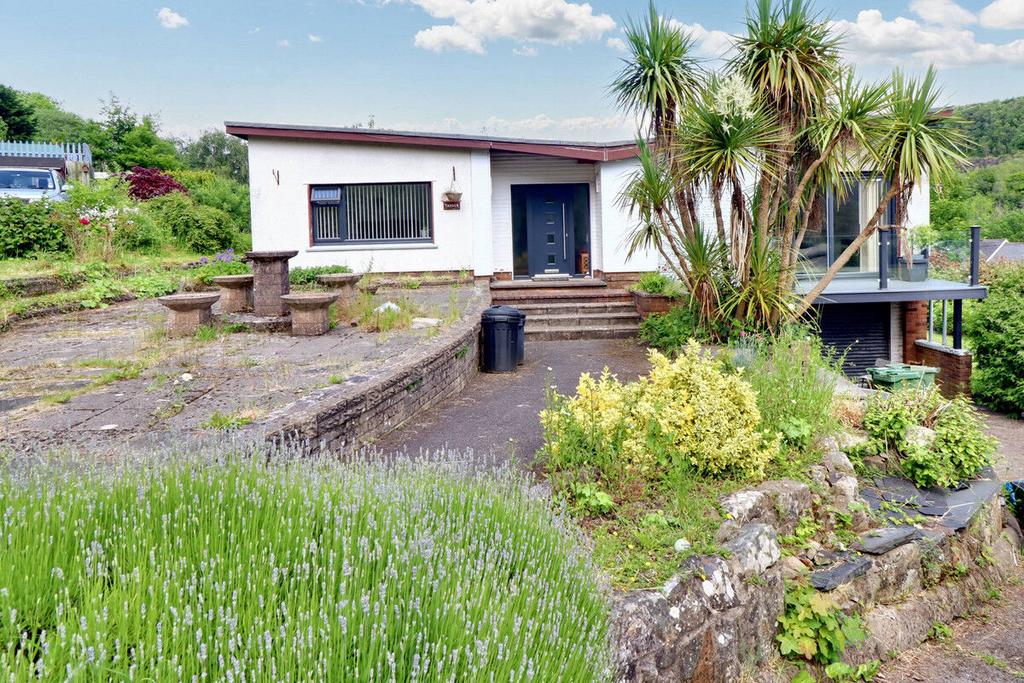 Oaks Road, Pontypool 3 bed detached bungalow for sale £375,000