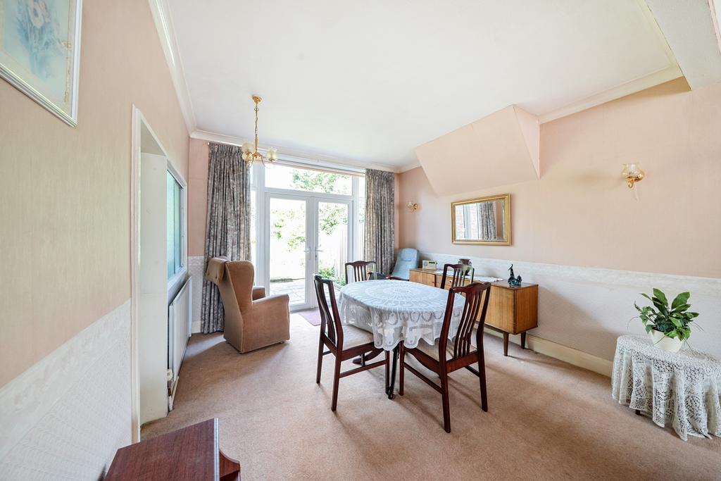 Cannon Lane, Pinner, HA5 3 bed semidetached house for sale £675,000