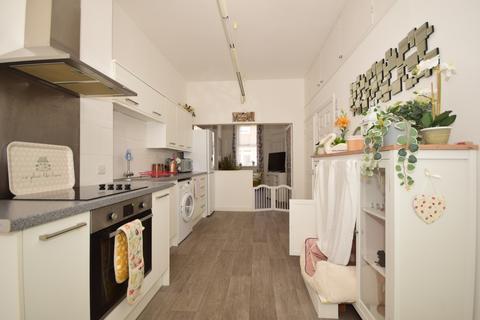 1 bedroom ground floor flat to rent, High Street Ryde PO33