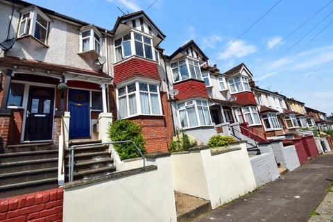 3 bedroom terraced house for sale, Elm Avenue, Chatham, ME4