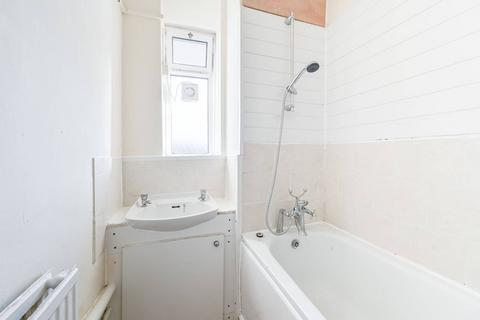 3 bedroom flat for sale, Elmington Estate, Camberwell, London, SE5