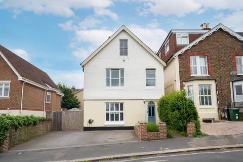 5 bedroom detached house for sale, Earlswood Road, Redhill RH1