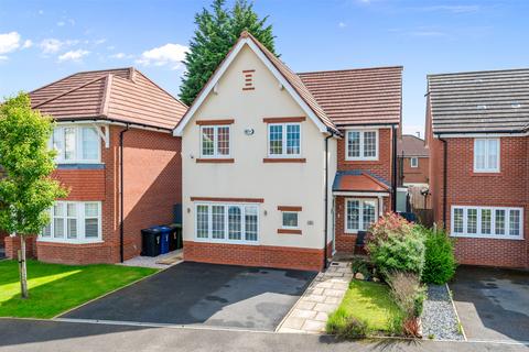 4 bedroom detached house for sale, Bridgefield Close, Tyldesley, Manchester, M29