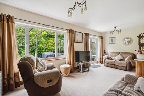 4 bedroom detached house for sale, George Green Road, George Green SL3