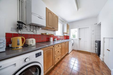 3 bedroom terraced house for sale, Valnay Street, Tooting, London, SW17