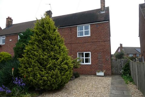 3 bedroom semi-detached house to rent, Vinehall Road, Haxey, DN9
