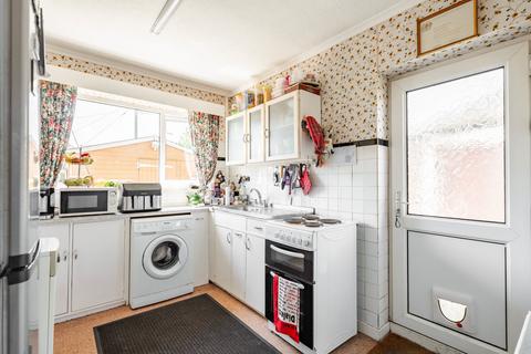 2 bedroom detached bungalow for sale, Seaward Walk, Caister-On-Sea