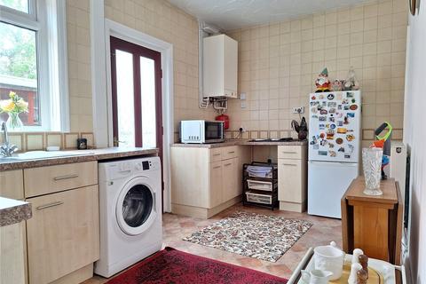 2 bedroom end of terrace house for sale, Halliwell Avenue, Hollins, Oldham, OL8