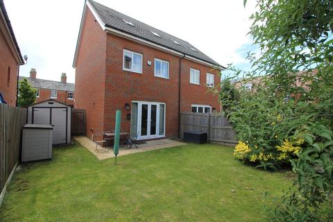 4 bedroom semi-detached house for sale, Salmons Yard, Newport Pagnell