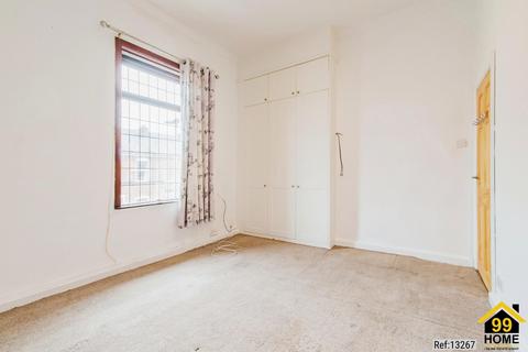 2 bedroom terraced house for sale, Halstead Street, Bury, Lancashire, BL9