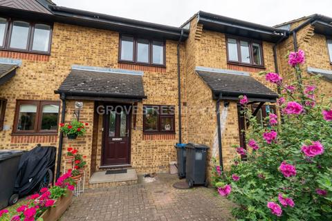 29 Cheltenham Close, New Malden, KT3 3EY
