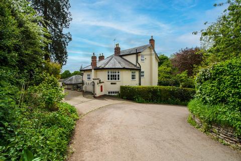 5 bedroom detached house for sale, Winwood Heath Road Halesowen, Worcestershire, B62 0LU