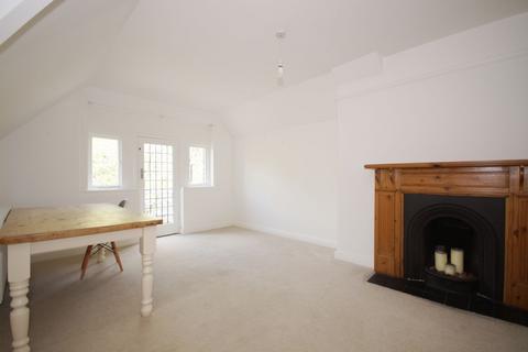 2 bedroom apartment to rent, Park Avenue, Harrogate, HG2