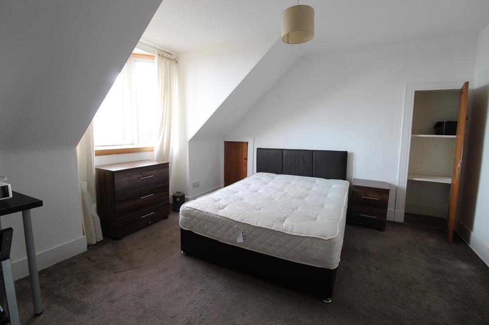 Bedroom 2a