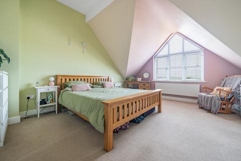 4 bedroom terraced house for sale, Conyer Quay, Conyer, Sittingbourne, Kent, ME9