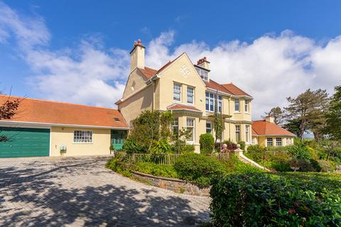 7 bedroom detached house for sale, Willoughby, Fistard Road, Port St Mary