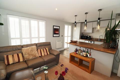 2 bedroom flat for sale, Sea Road, Bexhill-on-Sea, TN40