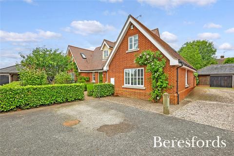 4 bedroom detached house for sale, St. Peters Close, Goldhanger, CM9