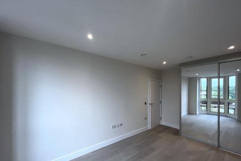 1 bedroom flat to rent, Church Street West, Woking GU21