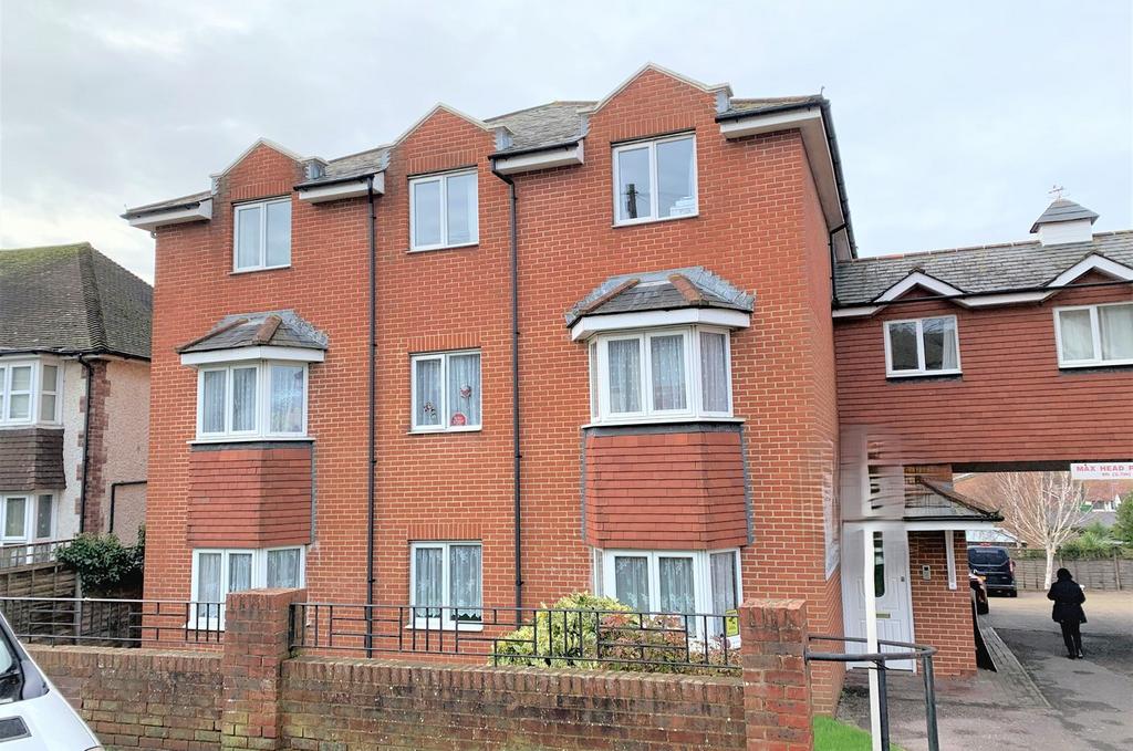 Amherst Road, BexhillonSea, TN40 2 bed apartment to rent £1,000 pcm