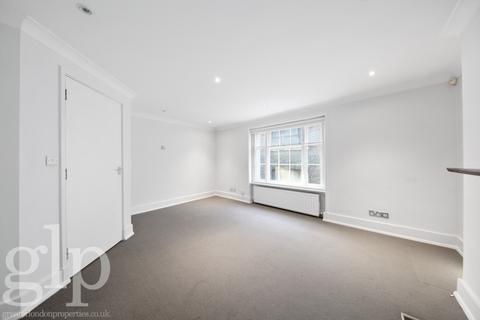 2 bedroom flat to rent, Silver place, W1F