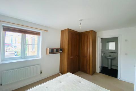 2 bedroom flat to rent, 19-21 Roxborough Road, HARROW HA1