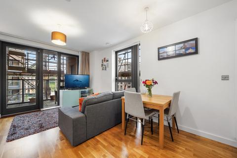 2 bedroom flat for sale, Centenary Heights, SE10