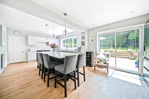 Brackenwood Grove Road, Hindhead, GU26 6PH